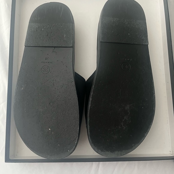 Authentic Chanel Logo Slides Size 38 Gently Used True to Size - Picture 2 of 7